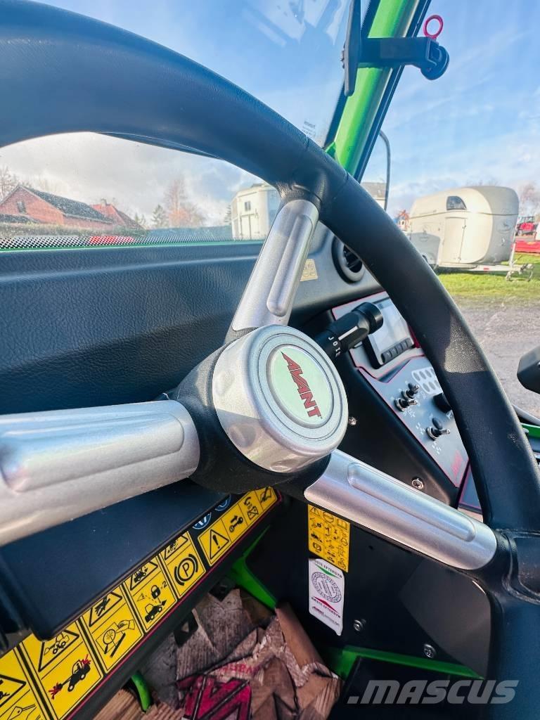 Avant 760 I Večnamenski nakladalci