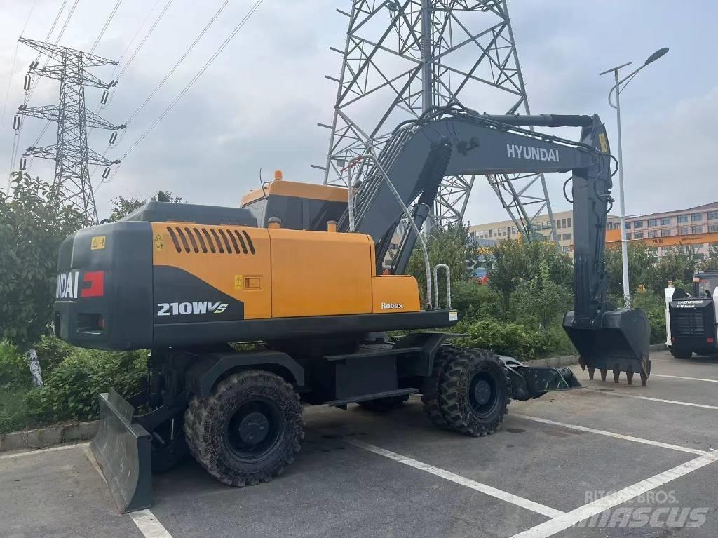 Hyundai 210WVS Bagri na kolesih