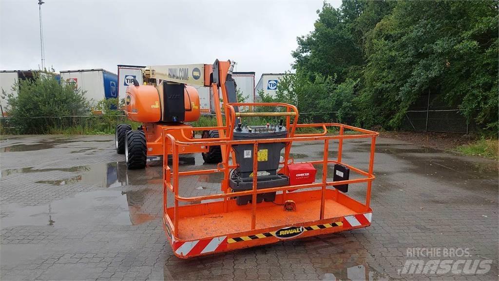 JLG 800AJ Zglobne dvižne ploščadi