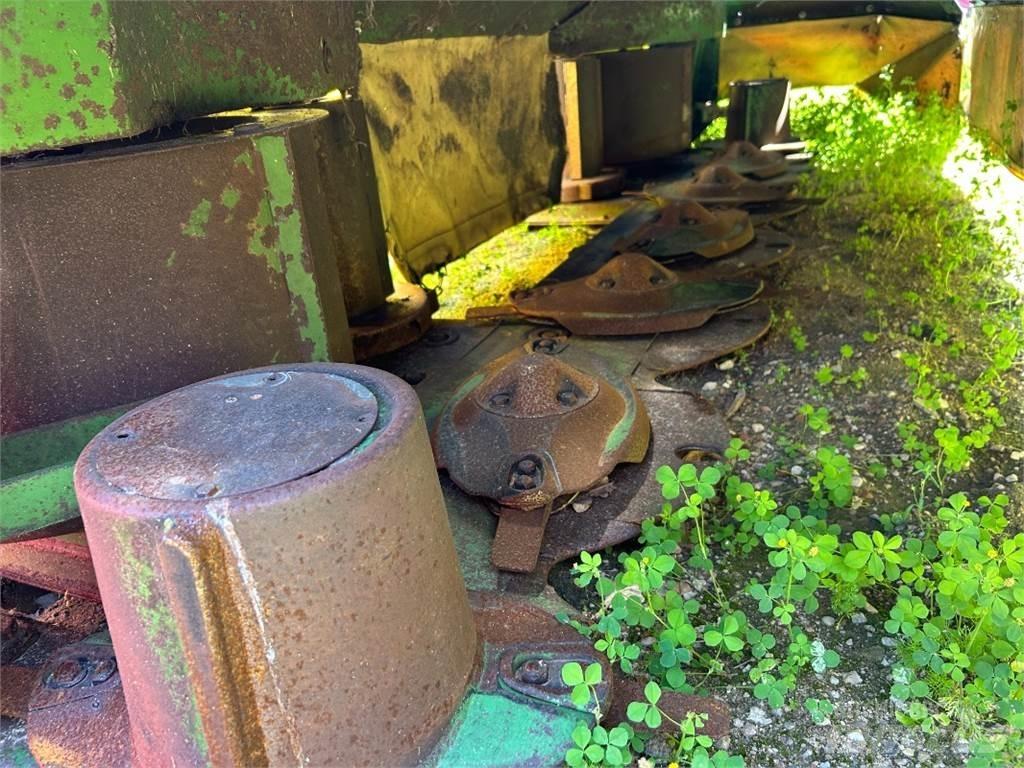 Krone EasyCut 32 P Diskaste kosilnice