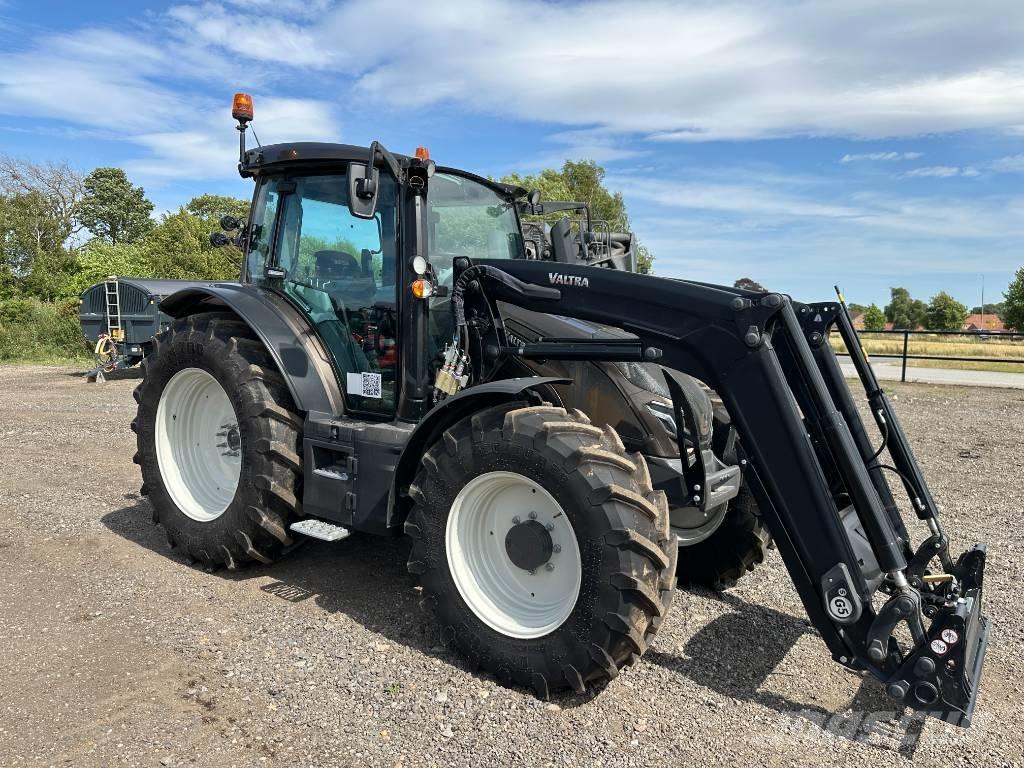 Valtra G 135 A Traktorji