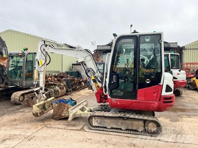 Takeuchi TB 230 Mini bagri <7t