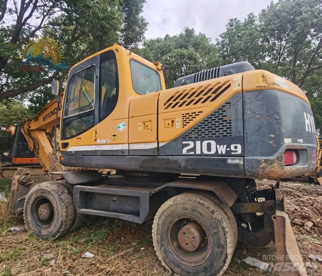 Hyundai R210W-9 Bagri na kolesih