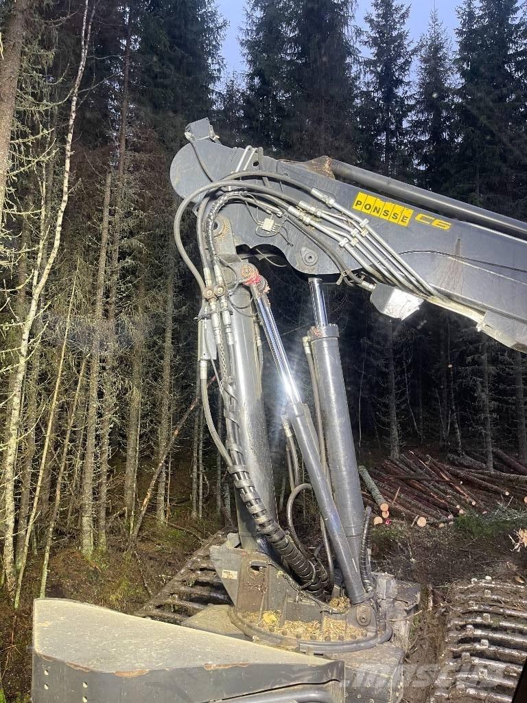 Ponsse BEAR 8W Harvesterji