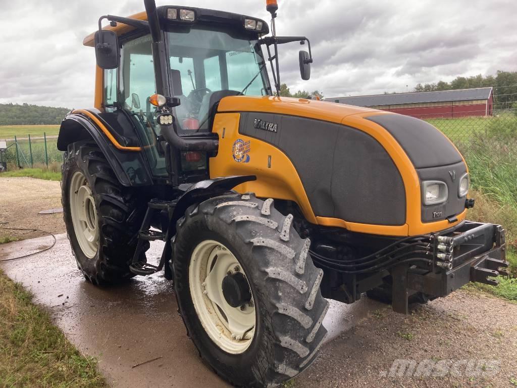 Valtra T 131 Traktorji