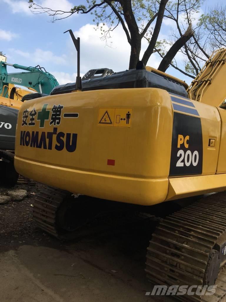 Komatsu pc200-8 Bagri goseničarji
