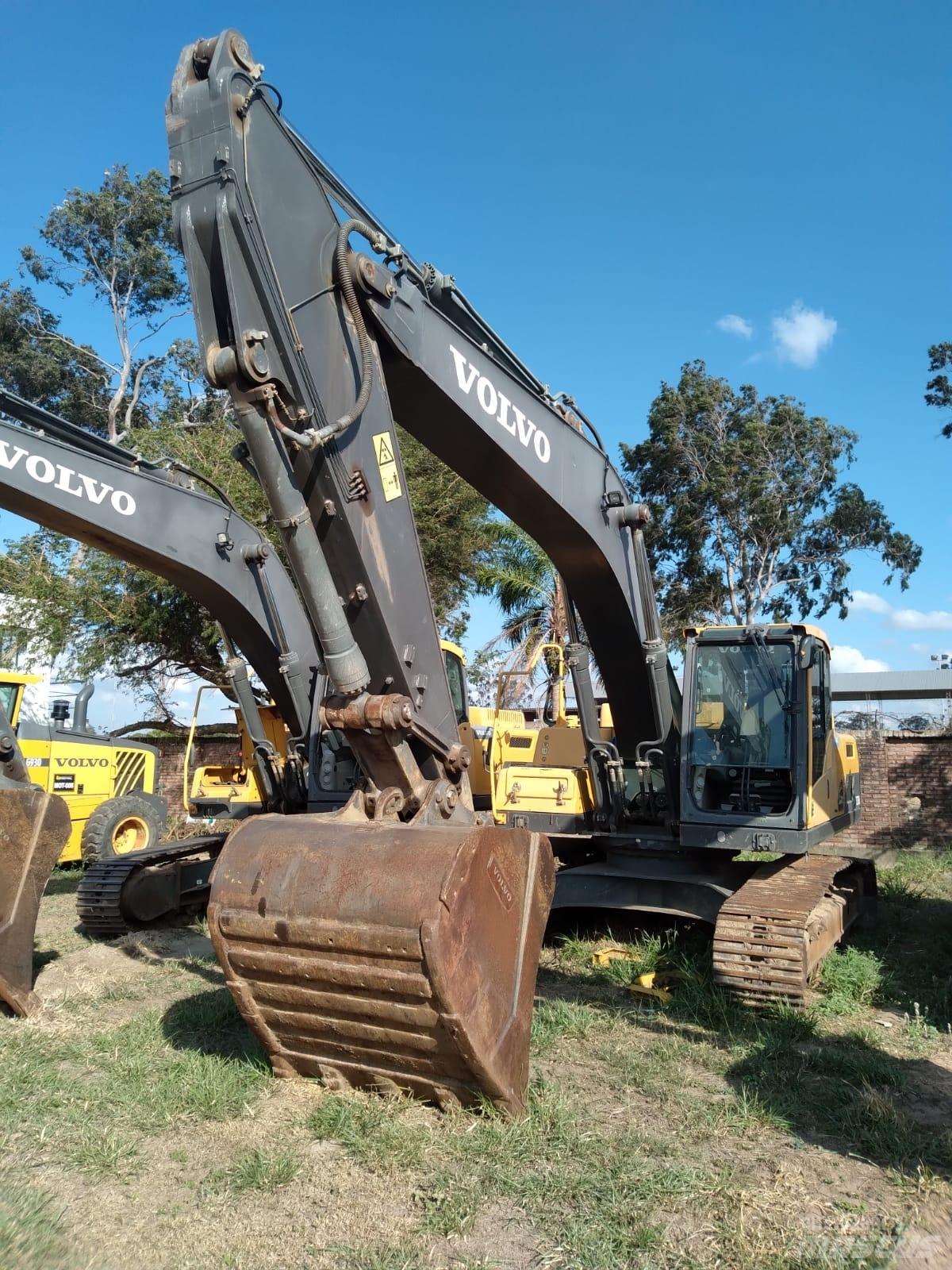 Volvo EC 250 D L Bagri goseničarji
