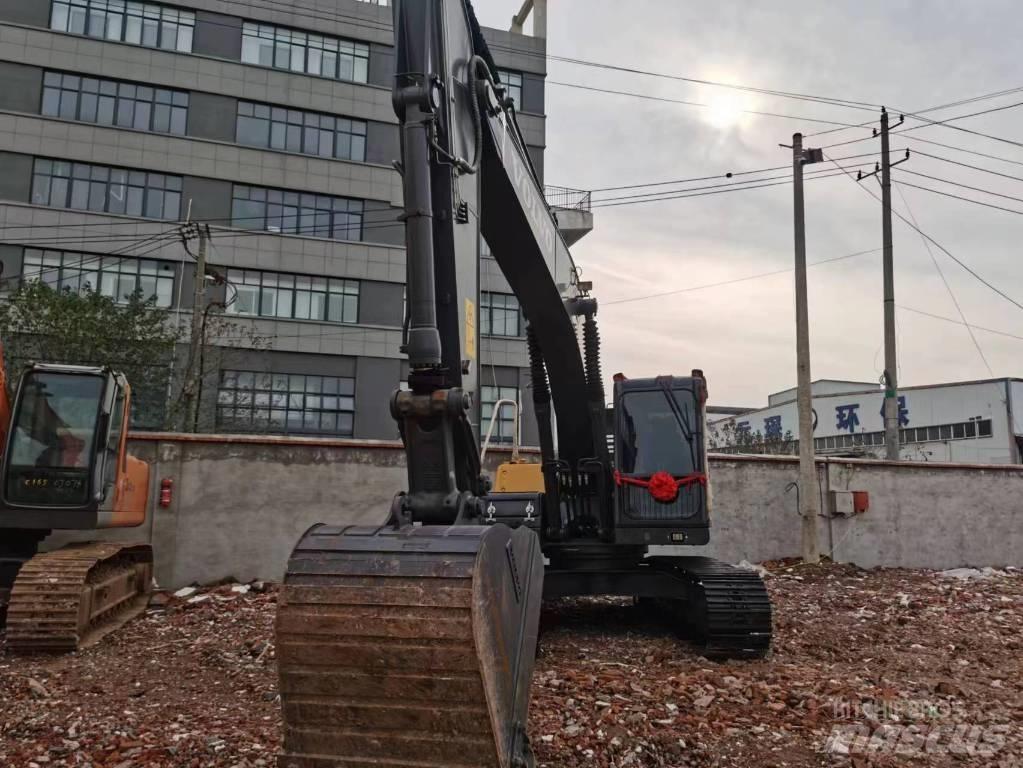 Volvo EC 210 Bagri goseničarji