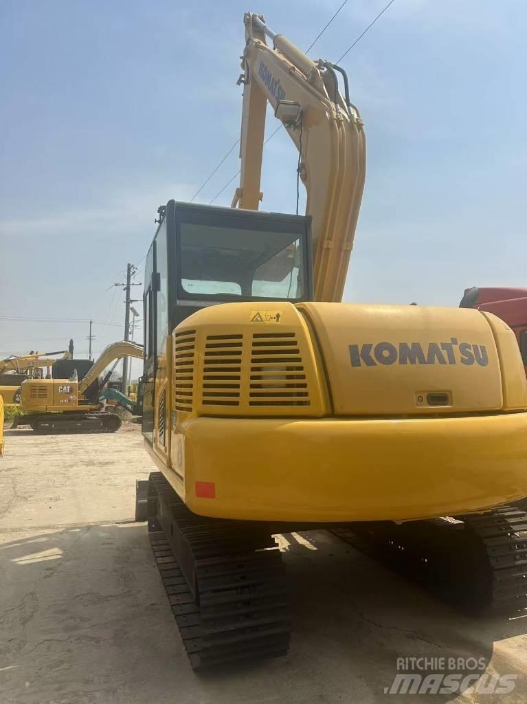 Komatsu PC 70 Bagri goseničarji