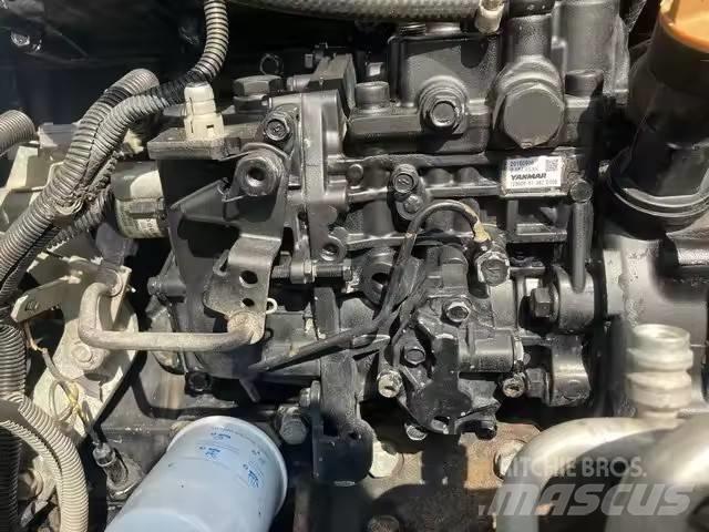Kobelco SK 60 Bagri goseničarji