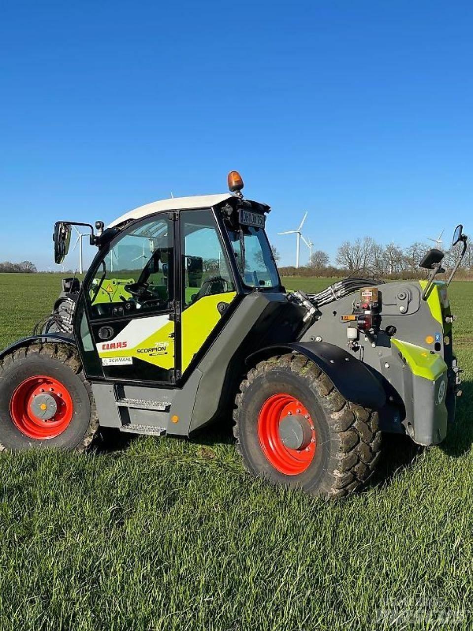 CLAAS SCORPION 756 Teleskopske dvižne ploščadi