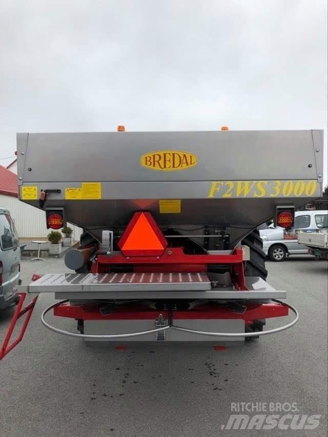 Bredal F2 WS 3000 Trosilniki mineralnega gnojila