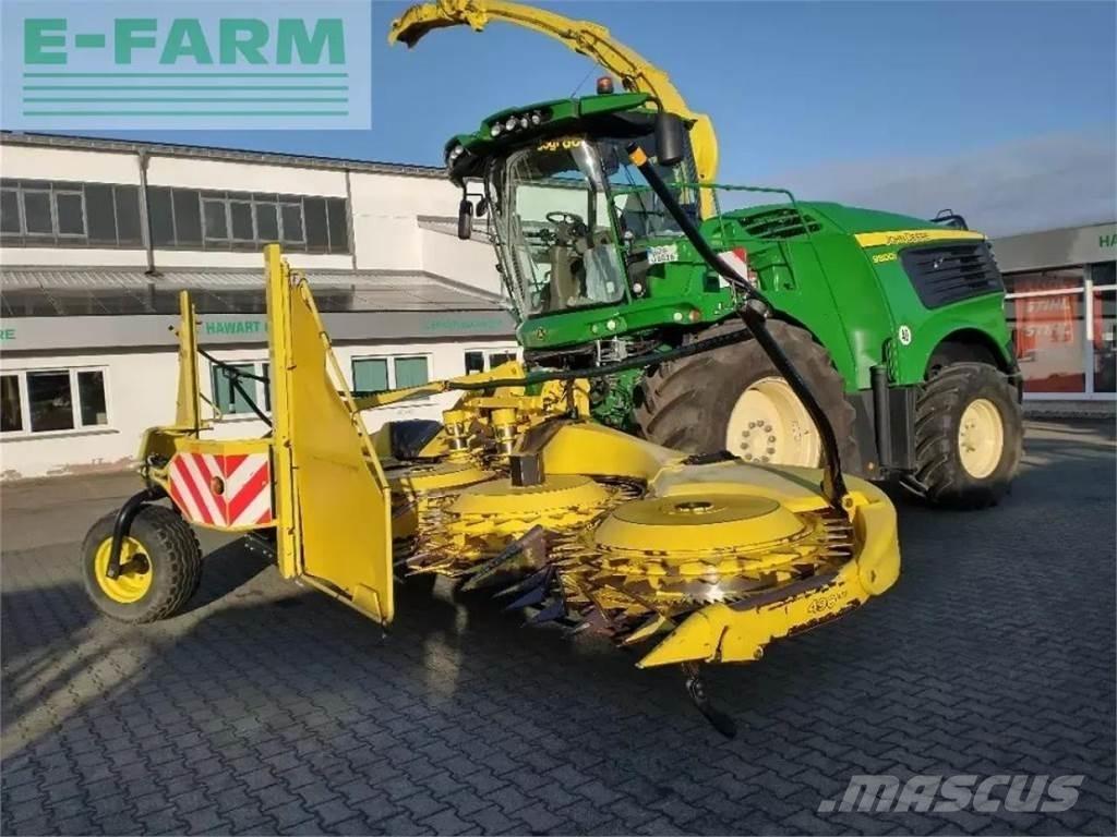 John Deere 9800 Stroji za krmo na lastni pogon