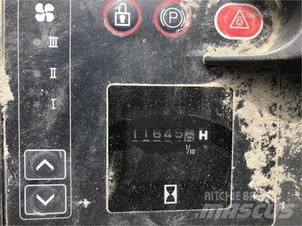 JCB JS 160 W Bagri na kolesih