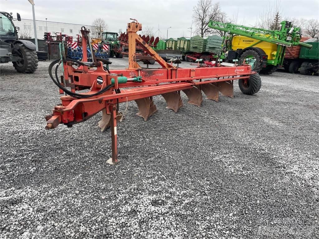 Kverneland BB 100 Plugi
