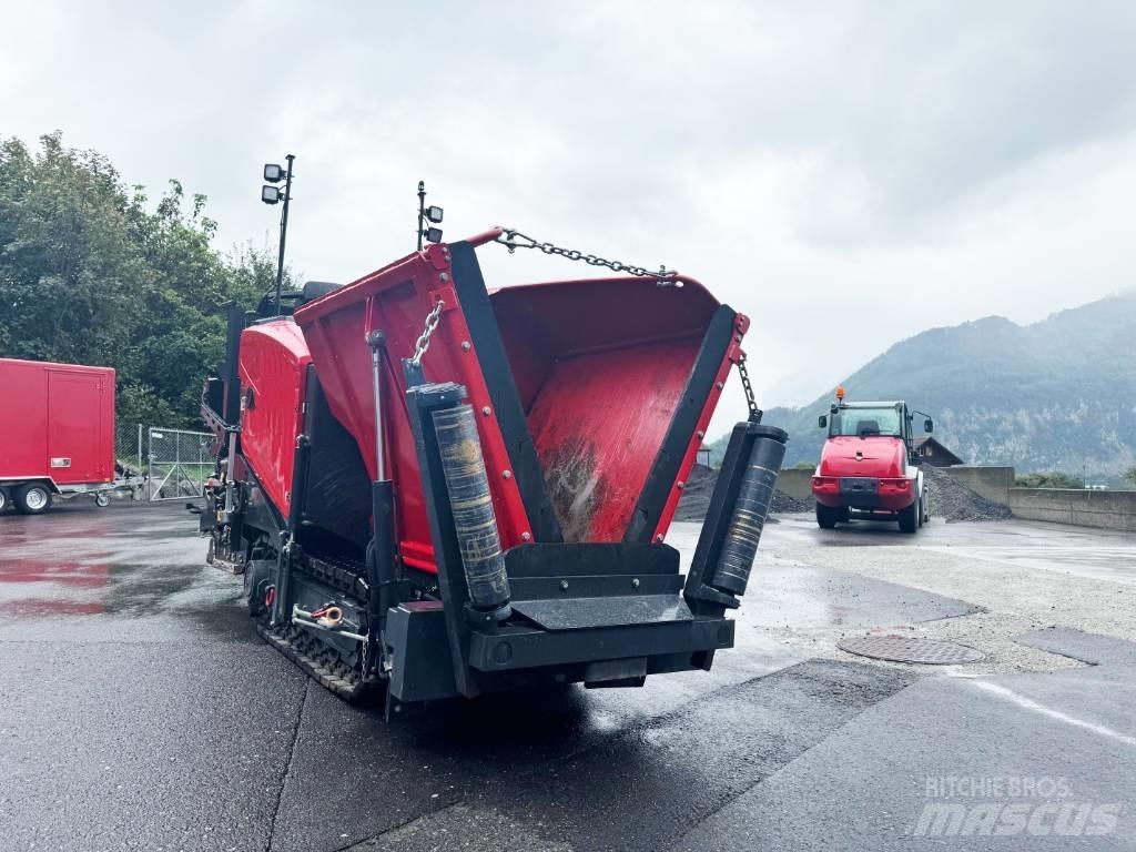 Bomag BF200C-2 Asfaltni finišerji