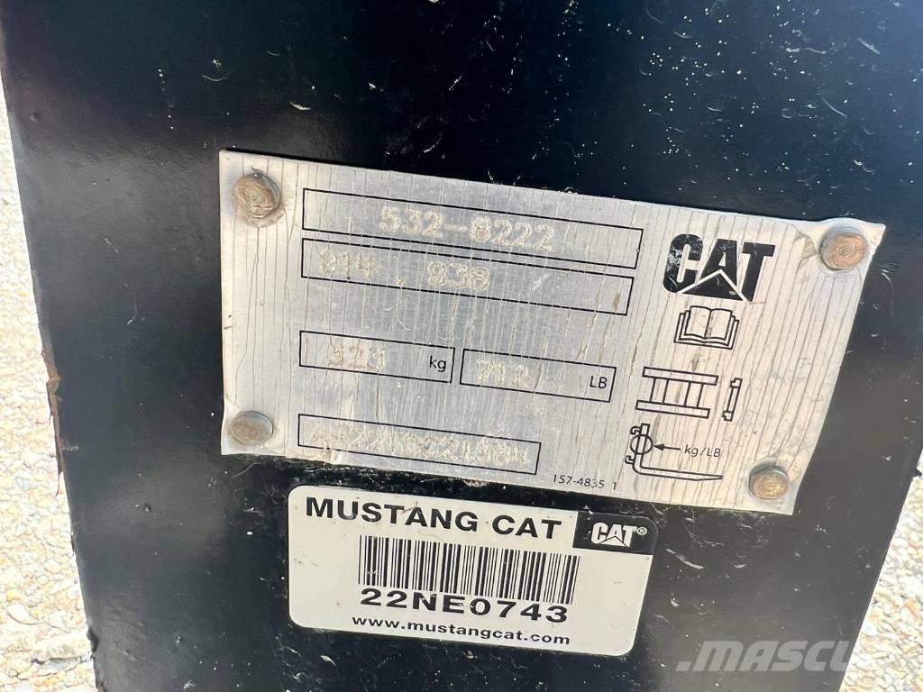 CAT Forks Kolesni nakladalci