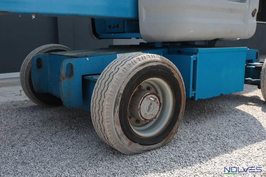 Genie Z45/25JDC Zglobne dvižne ploščadi