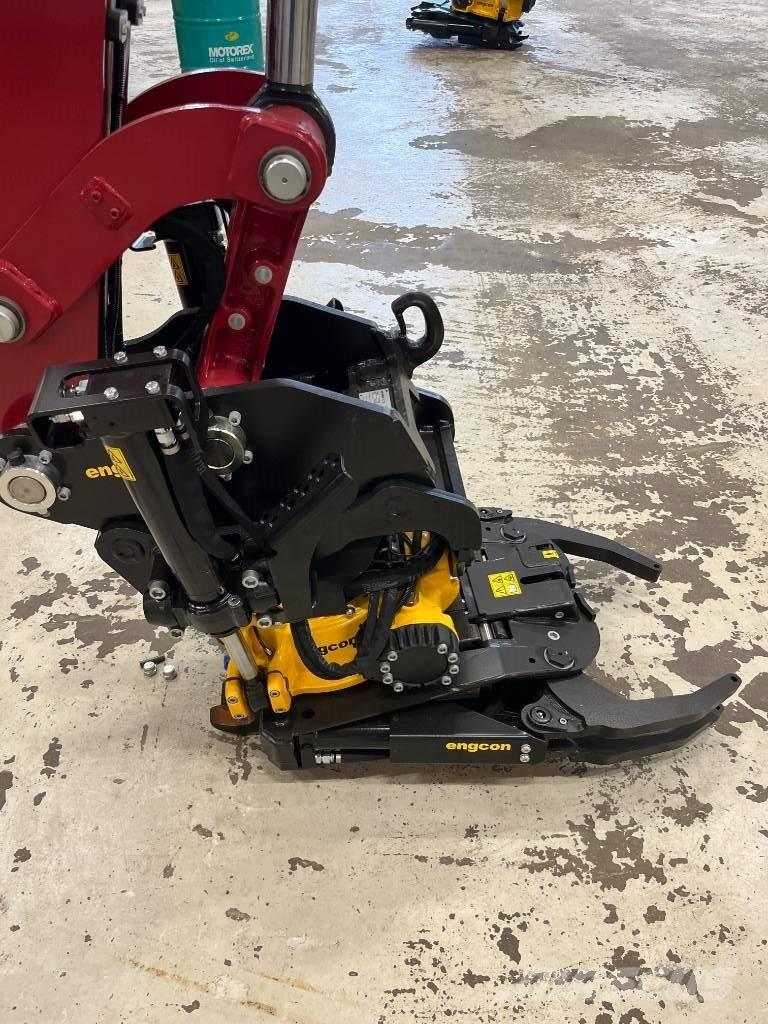 Yanmar B 95 W Bagri na kolesih