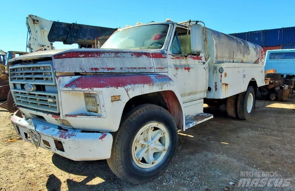 Ford F 600 Tovornjaki cisterne