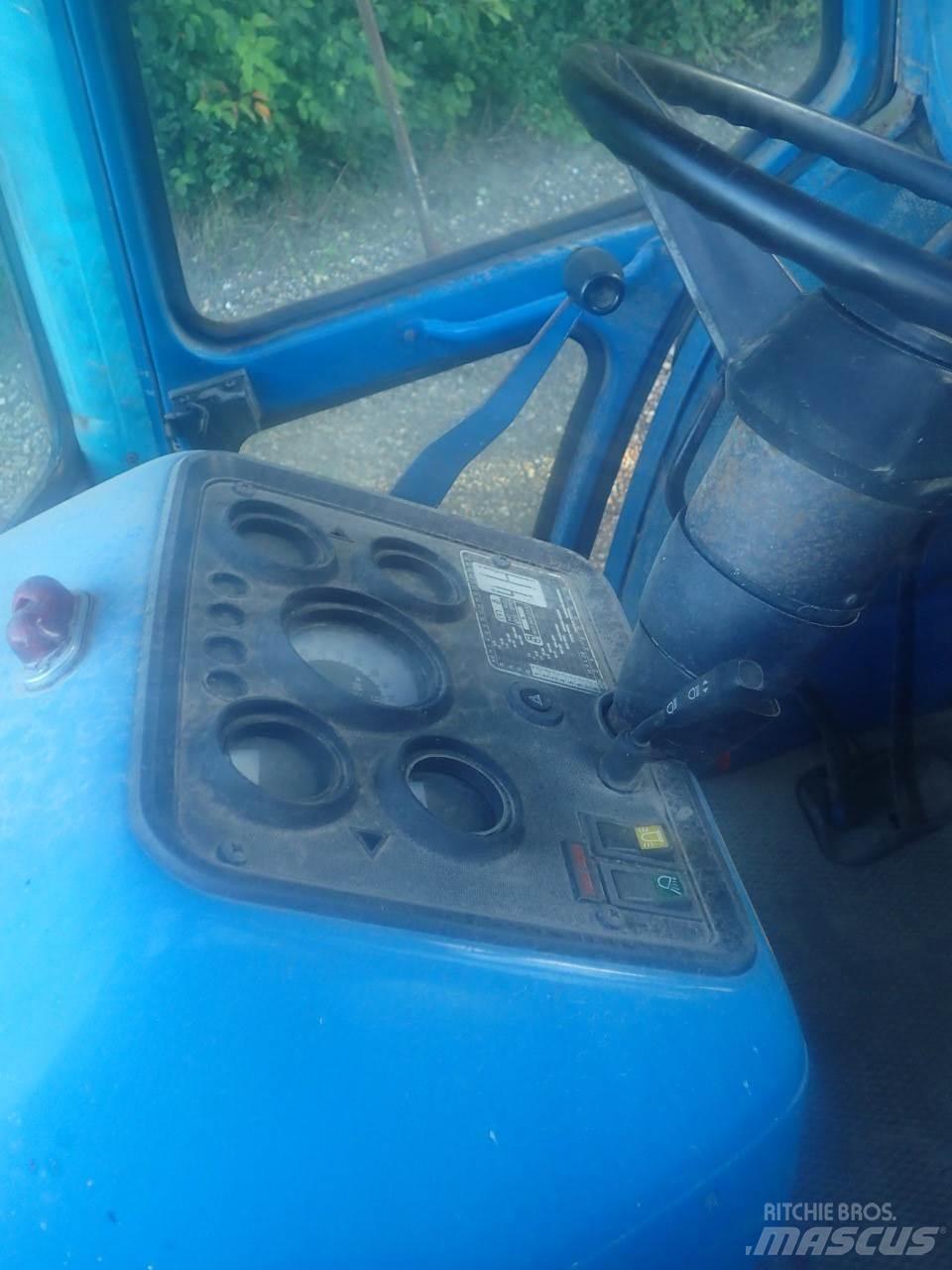Ford 8210 Traktorji