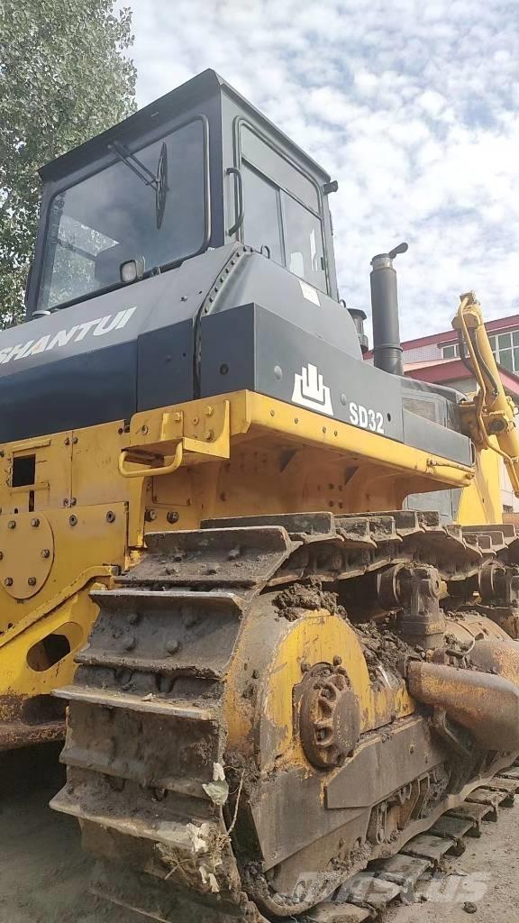 Shantui SD 32 Buldožerji goseničarji