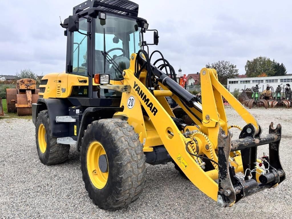 Yanmar V 120 Kolesni nakladalci