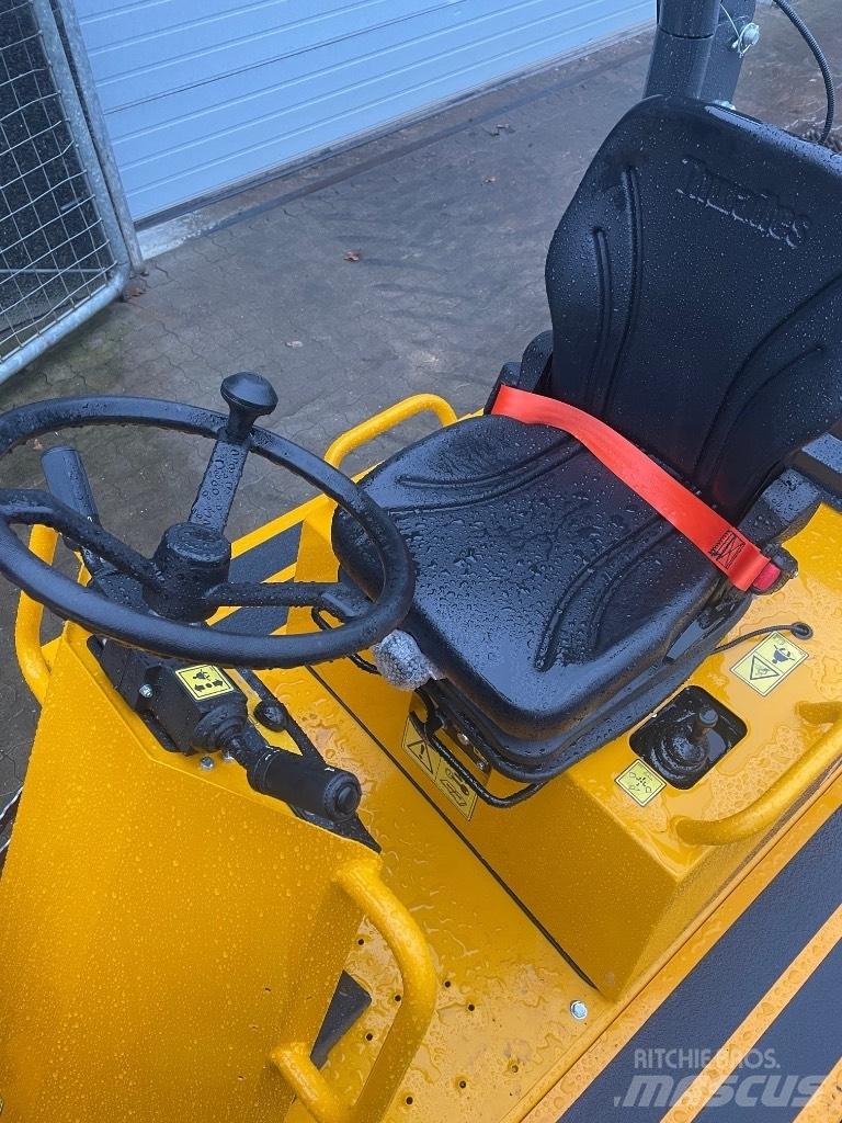 Thwaites 3 ton Togi demperi