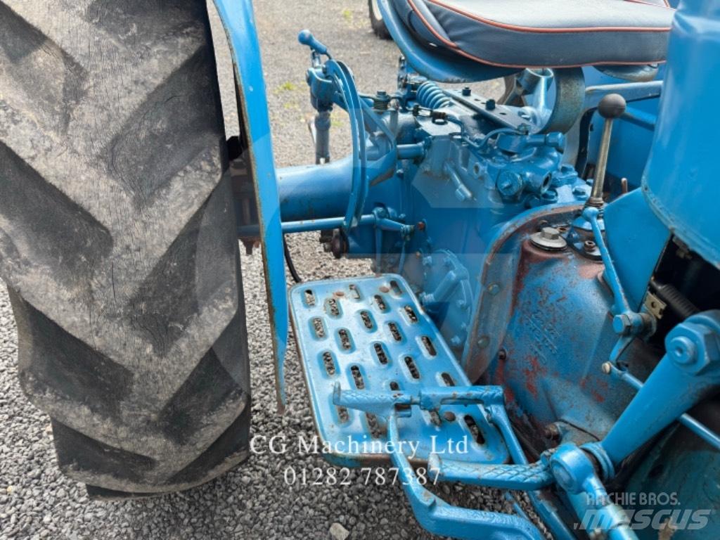 Fordson Dexta Traktorji