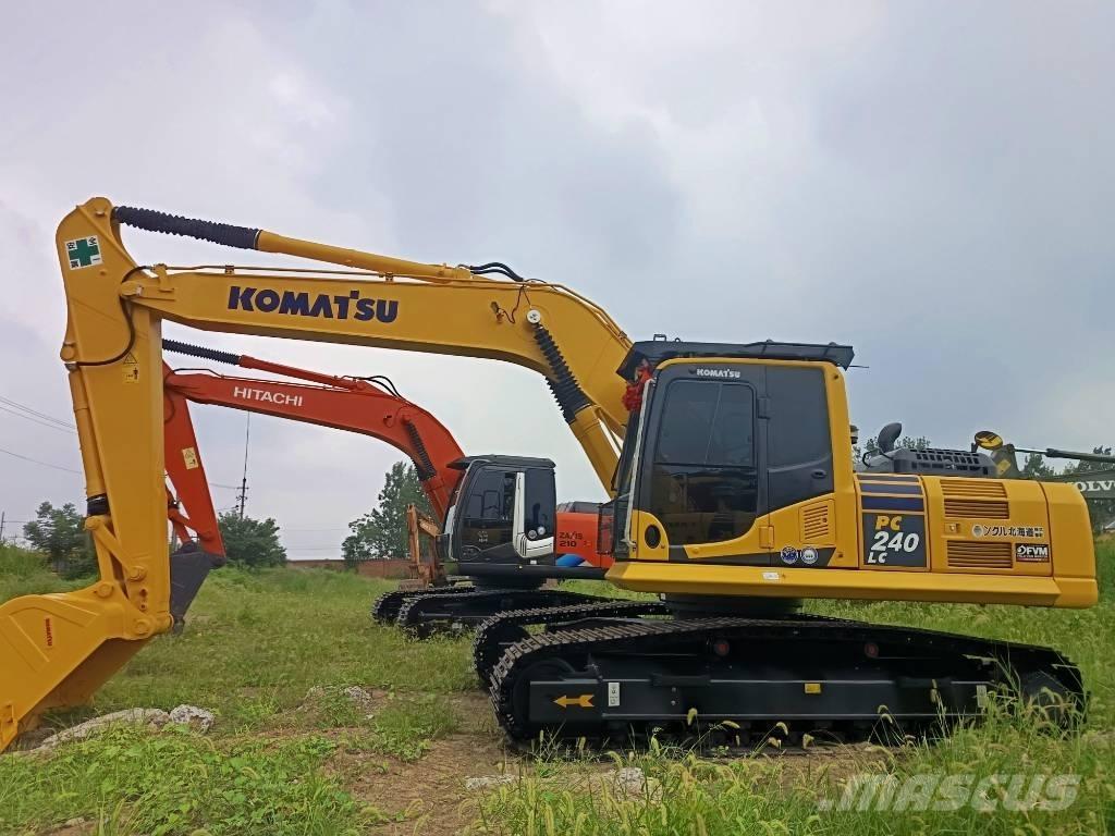 Komatsu PC 240 Bagri goseničarji