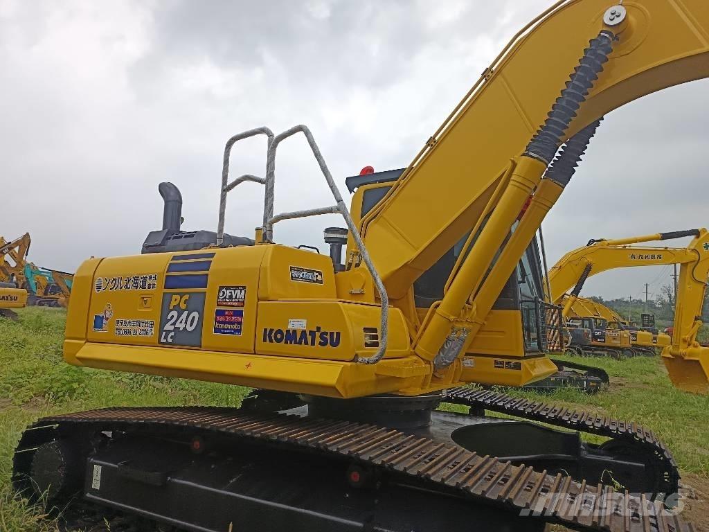 Komatsu PC 240 Bagri goseničarji