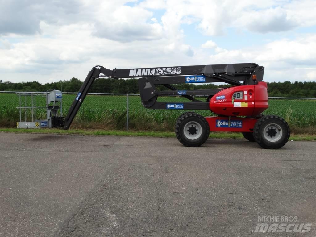 Manitou 200 ATJ Zglobne dvižne ploščadi