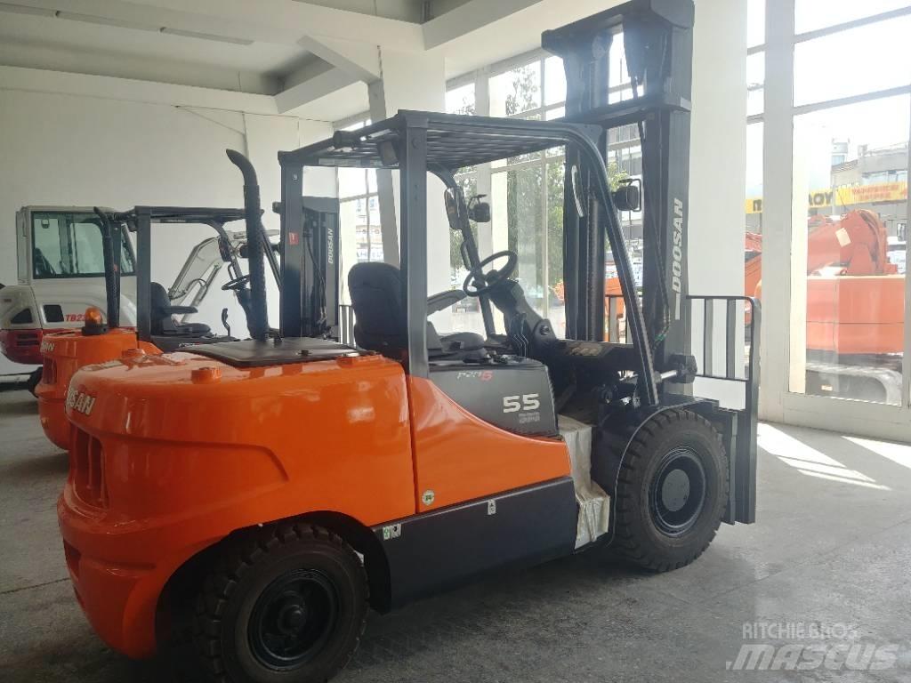 Doosan D55 SC-5 Dizelski viličarji