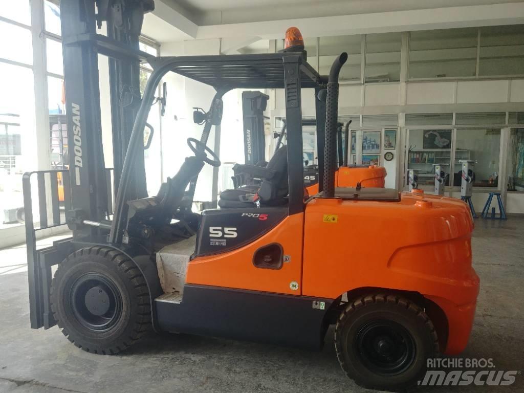 Doosan D55 SC-5 Dizelski viličarji