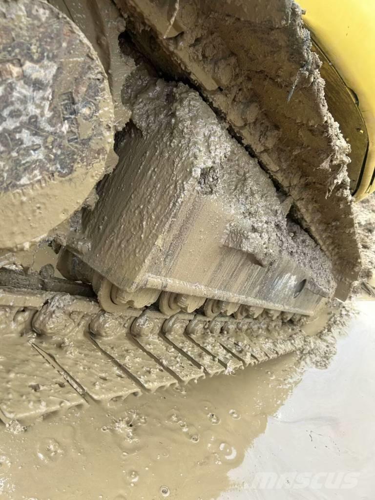 Komatsu PC 128 US Bagri goseničarji