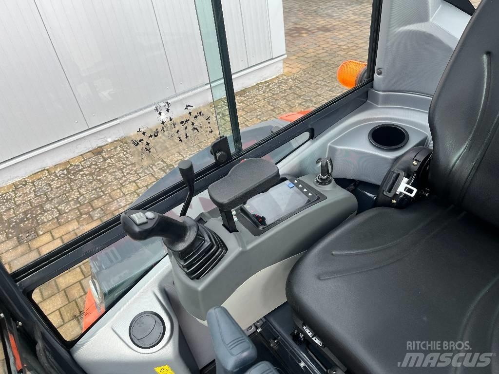 Atlas AC 25 UF Mini bagri <7t