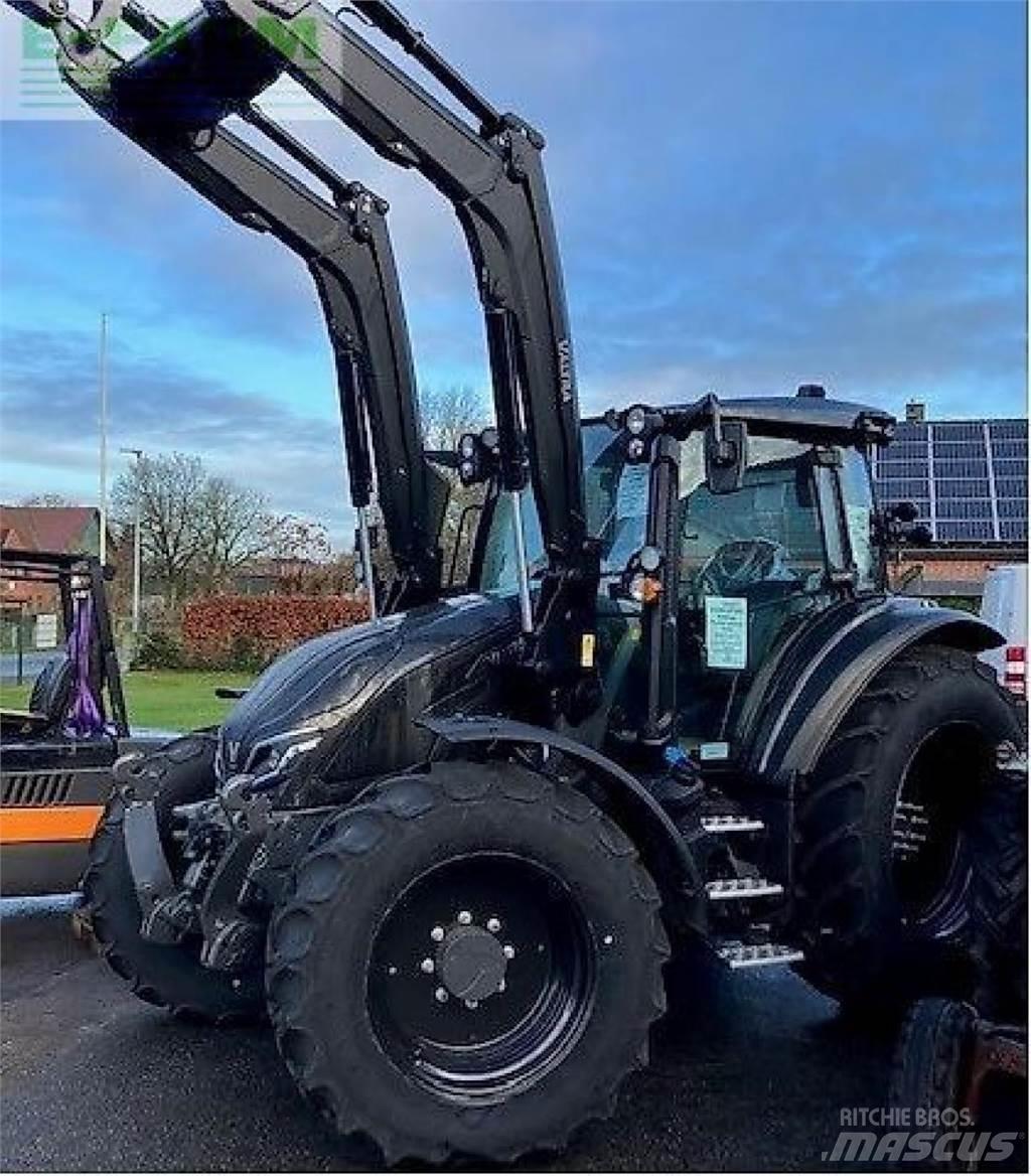 Valtra g135a Traktorji