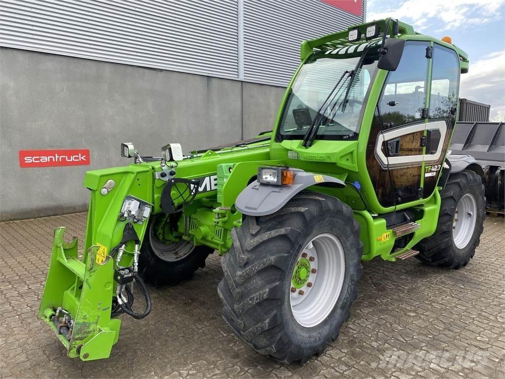 Merlo TF42.7 Kmetijski teleskopski nakladalci