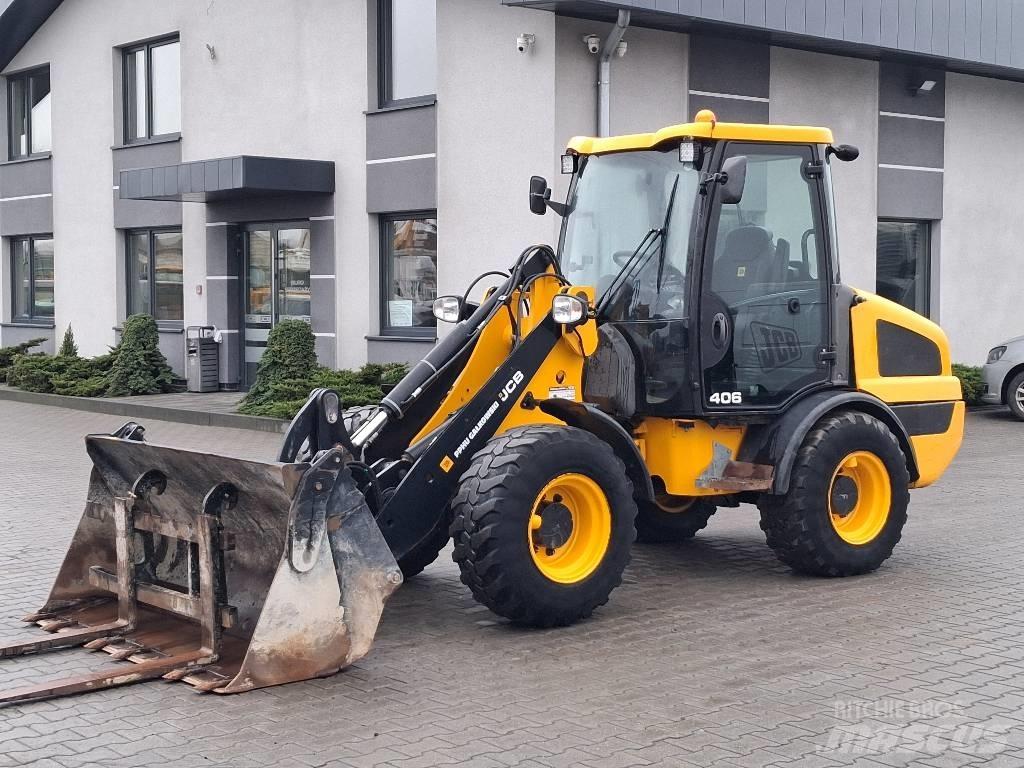 JCB 406 Kolesni nakladalci