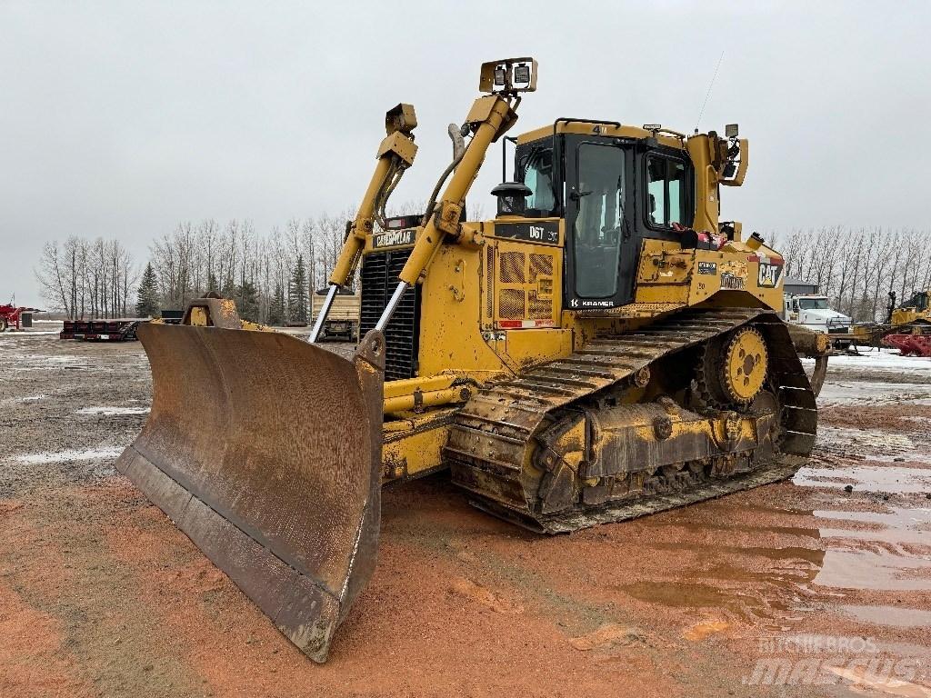 CAT D 6 T XW Buldožerji goseničarji