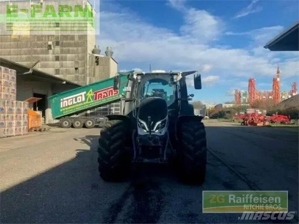 Valtra q265 Traktorji