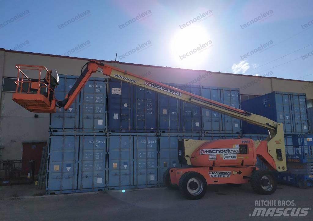 JLG 800 AJ Zglobne dvižne ploščadi