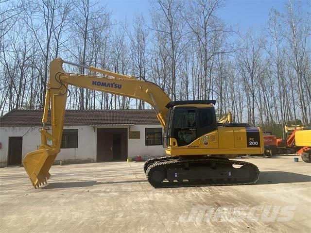 Komatsu PC200-7 Bagri goseničarji