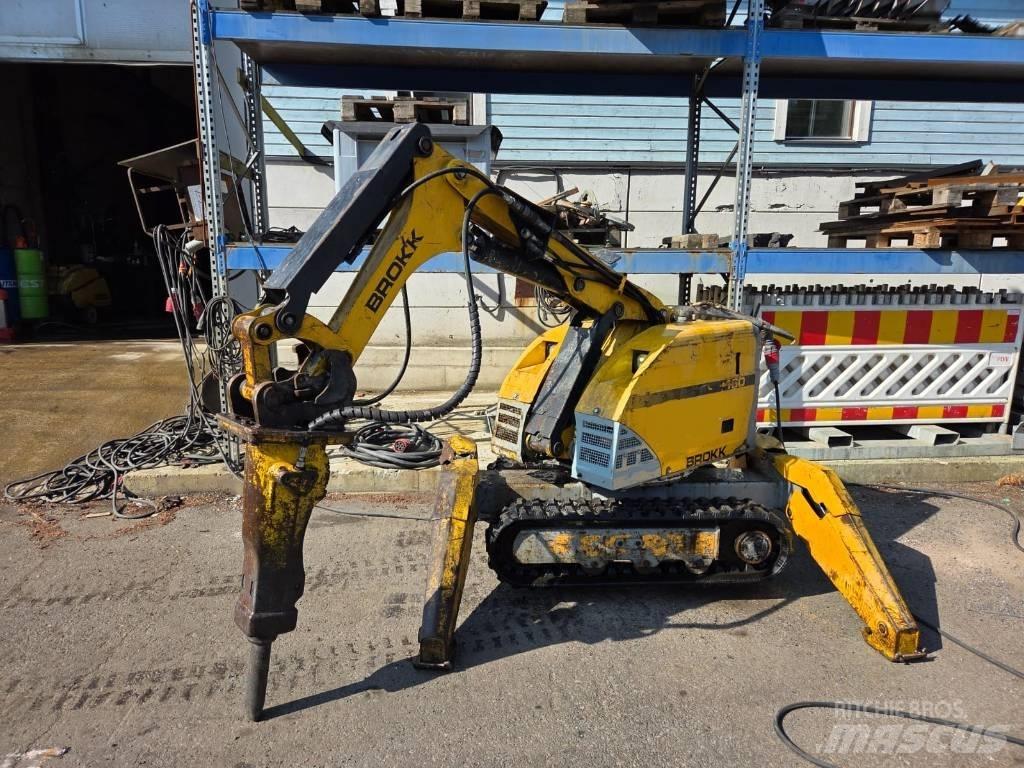 Brokk 160 Rušilni bagri