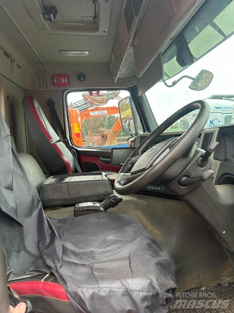 Volvo FM 11 330 Tovornjaki za prevoz avtomobilov z vitlom