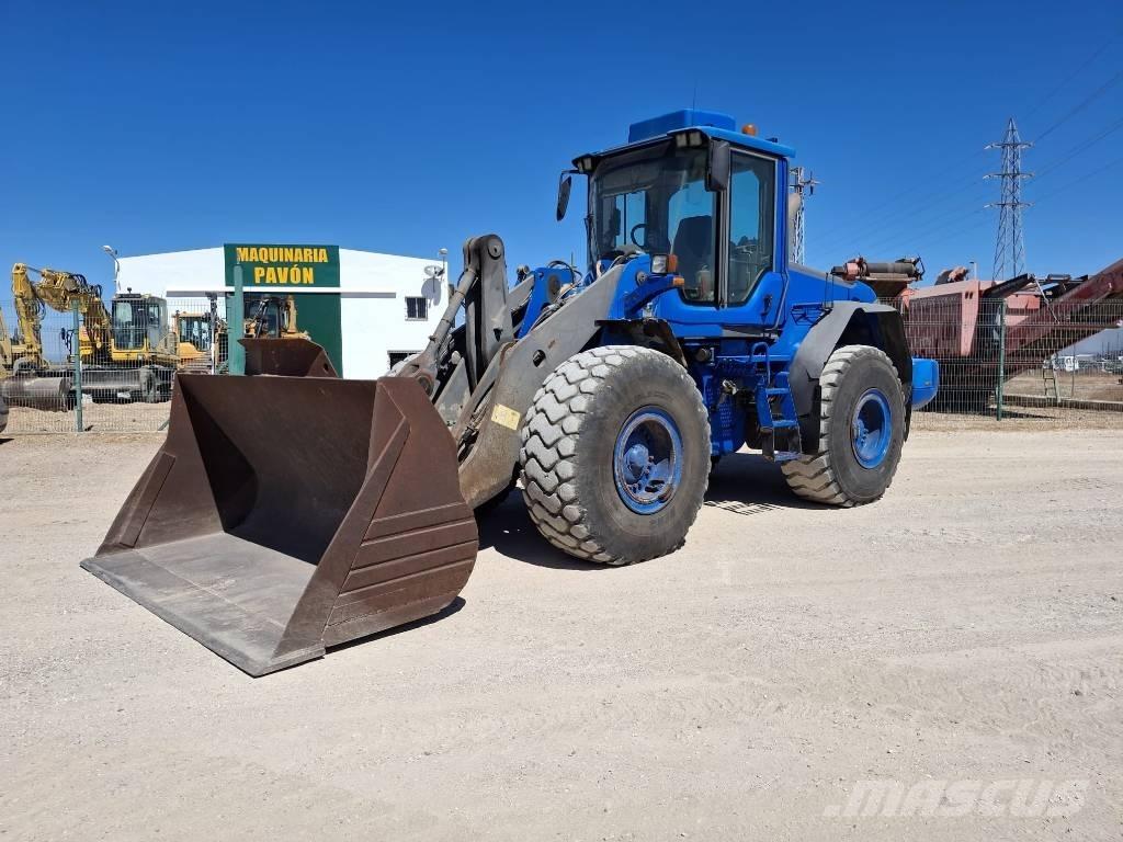 Volvo L 120 F Kolesni nakladalci