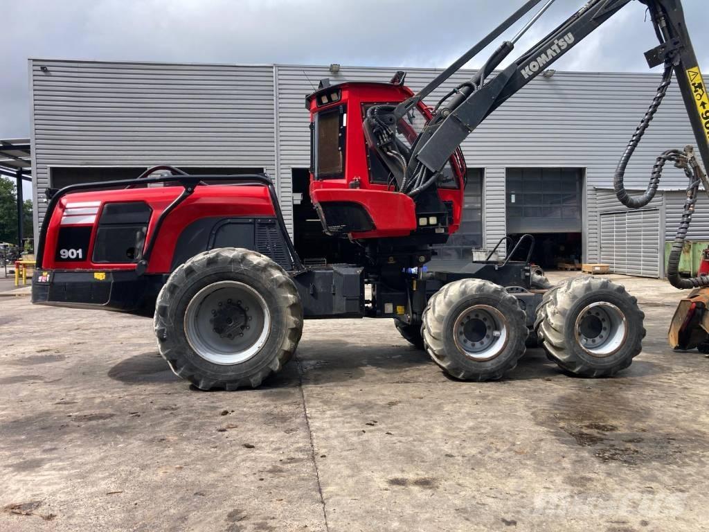 Komatsu 901 Harvesterji