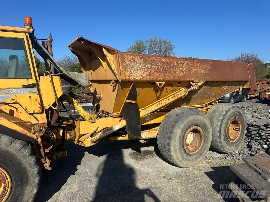 Volvo A 25 C Zglobni demperji