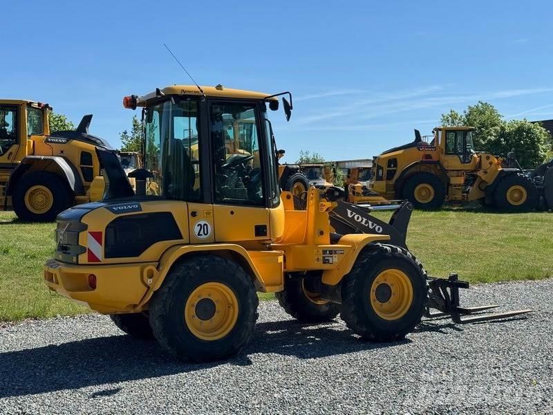 Volvo L 35 G Kolesni nakladalci