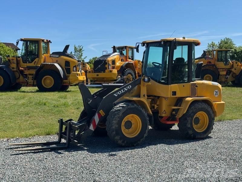 Volvo L 35 G Kolesni nakladalci